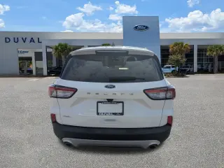 Ford Escape 2022 SEL 4dr SUV