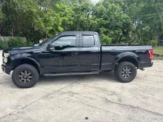 Ford F-150 2016 4x4 Lariat 4dr SuperCab 8 ft. LB