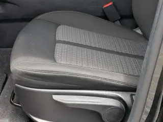 Kia Sorento 2023 LX 4dr SUV