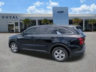 Kia Sorento 2023 LX 4dr SUV