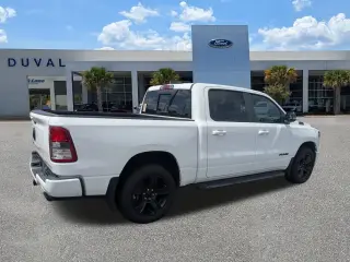 Ram 1500 2021 4x2 Big Horn 4dr Crew Cab 5.6 ft. SB Pickup