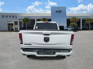 Ram 1500 2021 4x2 Big Horn 4dr Crew Cab 5.6 ft. SB Pickup