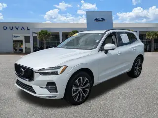 Volvo XC60 2022 B5 Momentum 4dr SUV