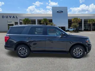 Ford Expedition 2024 4x4 XLT 4dr SUV