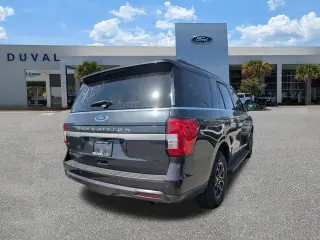 Ford Expedition 2024 4x4 XLT 4dr SUV