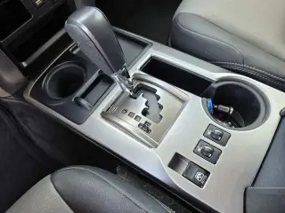 Toyota 4Runner 2020 4x2 SR5 4dr SUV