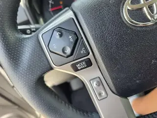 Toyota 4Runner 2020 4x2 SR5 4dr SUV
