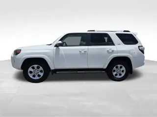 Toyota 4Runner 2020 4x2 SR5 4dr SUV