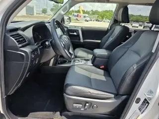 Toyota 4Runner 2020 4x2 SR5 4dr SUV