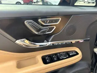Lincoln Corsair 2023 Reserve 4dr SUV