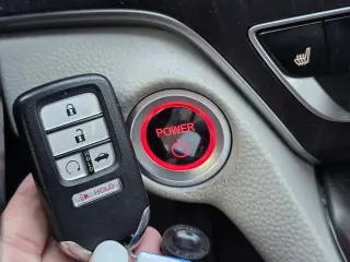 Honda Accord Hybrid 2022 EX-L 4dr Sedan