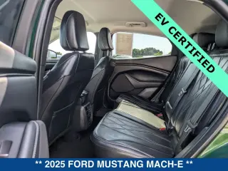 Ford Mustang Mach-E 2025 AWD Select 4dr SUV