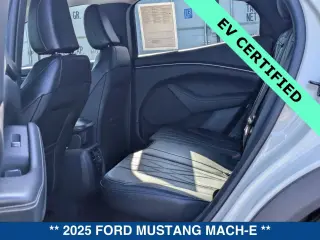 Ford Mustang Mach-E 2025 Select 4dr SUV