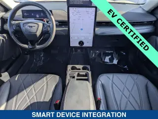Ford Mustang Mach-E 2025 Select 4dr SUV