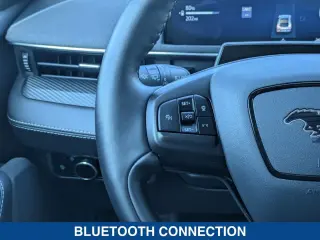 Ford Mustang Mach-E 2025 Select 4dr SUV