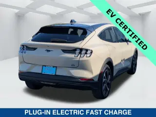 Ford Mustang Mach-E 2025 Select 4dr SUV