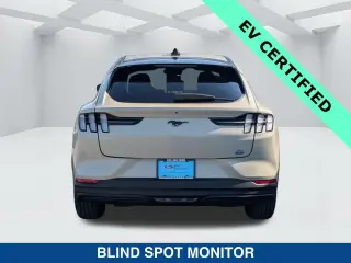 Ford Mustang Mach-E 2025 Select 4dr SUV