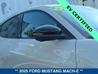 Ford Mustang Mach-E 2025 Select 4dr SUV
