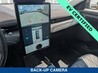 Ford Mustang Mach-E 2025 Select 4dr SUV