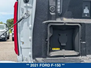 Ford F-150 2021 4x4 Platinum 4dr SuperCrew 5.5 ft. SB