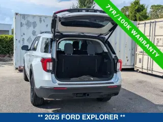 Ford Explorer 2025 Active 4dr SUV