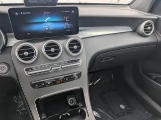 Mercedes-Benz GLC 2021 AWD GLC 300 4MATIC 4dr SUV