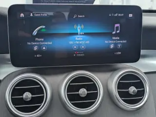 Mercedes-Benz GLC 2021 AWD GLC 300 4MATIC 4dr SUV