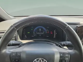 Toyota Camry 2025 SE 4dr Sedan