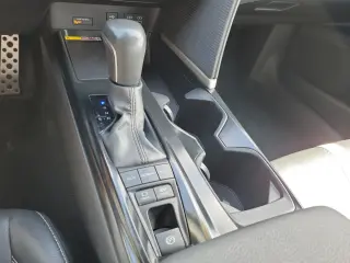 Toyota Camry 2025 SE 4dr Sedan