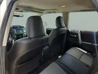 Toyota 4Runner 2017 4x2 SR5 4dr SUV