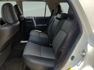 Toyota 4Runner 2017 4x2 SR5 4dr SUV