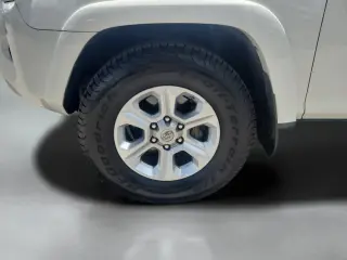 Toyota 4Runner 2017 4x2 SR5 4dr SUV