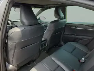 Toyota Camry 2025 SE 4dr Sedan