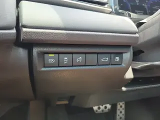Toyota Camry 2025 SE 4dr Sedan