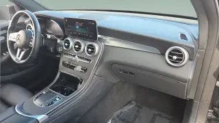 Mercedes-Benz GLC 2022 AWD GLC 300 4MATIC 4dr SUV