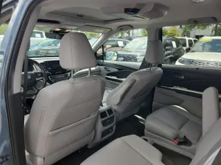 Honda Pilot 2020 AWD Touring 4dr SUV w/Rear Captain's Chairs