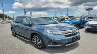 Honda Pilot 2020 AWD Touring 4dr SUV w/Rear Captain's Chairs