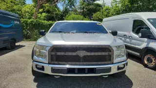 Ford F-150 2015 4x4 Platinum 4dr SuperCrew 5.5 ft. SB