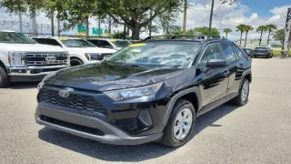 Toyota RAV4 2019 LE 4dr SUV