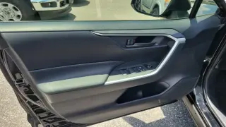 Toyota RAV4 2019 LE 4dr SUV