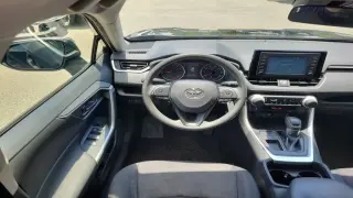 Toyota RAV4 2019 LE 4dr SUV