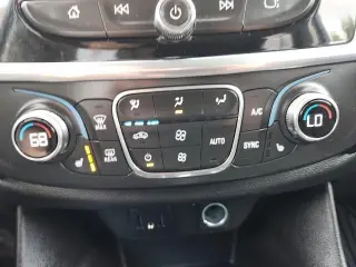 Chevrolet Traverse 2020 4x4 LT Cloth 4dr SUV w/1LT