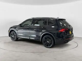 Volkswagen Tiguan 2022 AWD SE R-Line Black 4Motion 4dr SUV