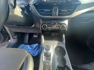 Ford Escape Plug-In Hybrid 2022 Titanium 4dr SUV