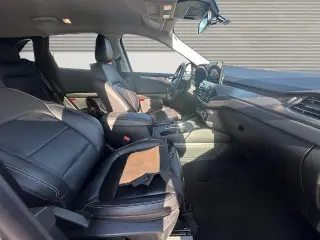 Ford Escape Plug-In Hybrid 2022 Titanium 4dr SUV