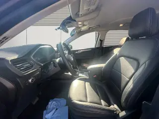 Ford Escape Plug-In Hybrid 2022 Titanium 4dr SUV