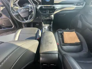 Ford Escape Plug-In Hybrid 2022 Titanium 4dr SUV