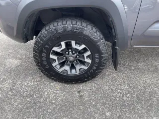 Toyota Tacoma 2016 4x4 SR V6 4dr Double Cab 5.0 ft SB