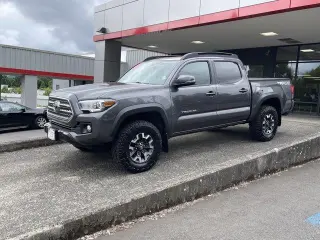 Toyota Tacoma 2016 4x4 SR V6 4dr Double Cab 5.0 ft SB
