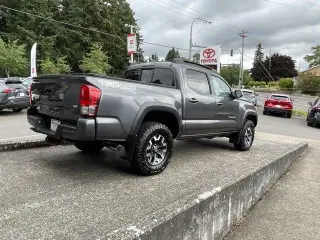 Toyota Tacoma 2016 4x4 SR V6 4dr Double Cab 5.0 ft SB